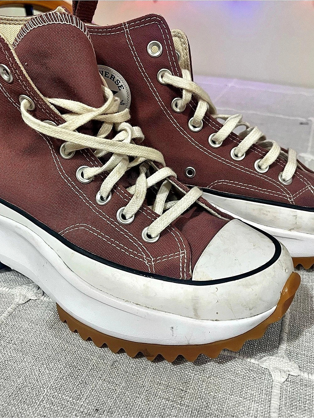 Converse Run Star Hike Hi Platform High Top Sneakers dark mauve US 8.5